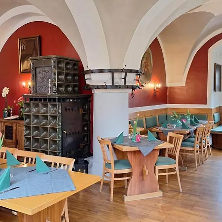 Hotel Burgschaenke Harburg