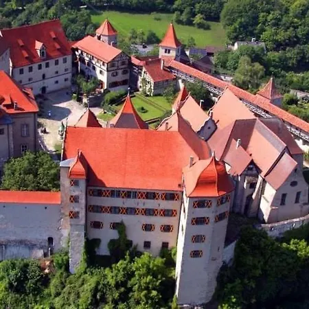 Burgschaenke Harburg * Stadelhof